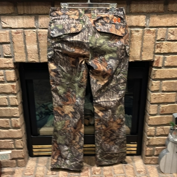 SOLD: Under Armour UA Hunting Mossy Oak Camo Cargo Ripstop Field Pants  SZ 32/32 - Picture 9 of 12